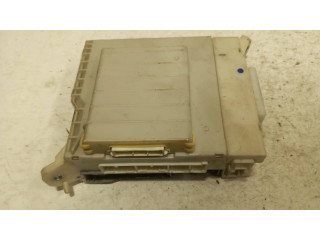 Блок предохранителей 8273053020 Lexus IS 220D-250-350