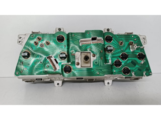 Přístrojová deska Toyota Starlet (P70) III 1986 83010-10610