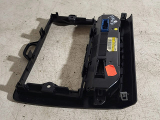 Блок управления климат-контролем 6N4T18C612AC, W5AB13939   Ford Focus