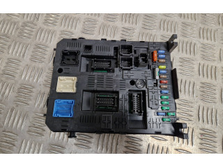 Pojistková skříňka 9812188580 Peugeot 3008 2014