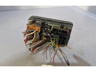 Блок предохранителей Peugeot 306