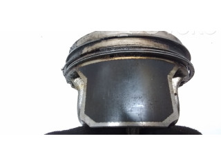 Поршень с шатуном 06K198401D Volkswagen Golf VII