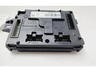 Řídící jednotka 284B10447R Renault Clio III 2018