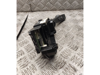 Ручка стеклоочистителей 17D770   Volvo V50