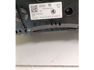Панель приборов 5E0920751, A2C53427456AR Skoda Octavia Mk3 (5E)