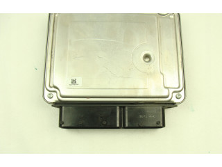 Řídící jednotka 03L906018NG, 0281018023 Volkswagen Caddy 2004