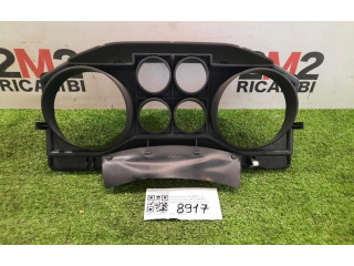 Přístrojová deska Mitsubishi Pajero 2000 MR402460CORNICE, 4D56T