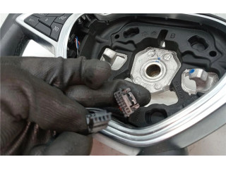 Руль Dacia Sandero III 2020 - года 484004420R, 0110001