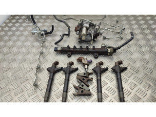 Vstřikovač 8945820051, 221000R050   Toyota RAV 4 (XA40)  pro naftový motor 2.2  