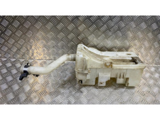 Бачок оконной жидкости