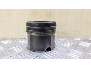 Píst 0840ZU BMW 5 F10 F11 pro naftový motor 2.0