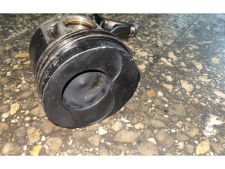 Píst 7R1 Volkswagen PASSAT B5.5