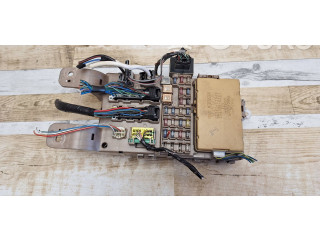 Блок предохранителей 8264113040, 2323000231 Toyota Corolla Verso E121