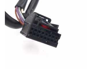 Зеркало электрическое Volkswagen Touran II 2010 - 2016 года