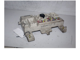   Pojistková skříňka    Ford Focus C-MAX 2003