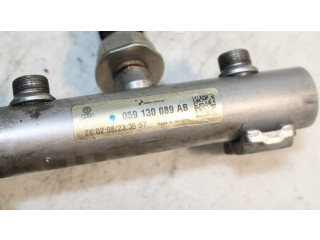 Топливная рампа    Audi A6 S6 C6 4F   для двигателя ASB