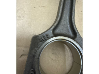 Поршень с шатуном    06LD   Volkswagen Golf VII