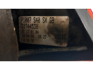 Задний фонарь 30744538, P1007S40SXGB Volvo S40 2008-2012 года