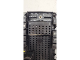 Блок предохранителей 08696098, 08679899 Volvo S60