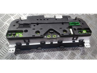 Přístrojová deska  Toyota Avensis T220 2000 8380005320  