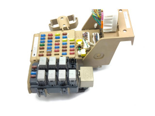 Блок предохранителей 82201FG010, 809561   Subaru Forester SH    