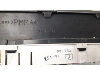 Панель приборов MR308415, 0P0231004 Mitsubishi Carisma