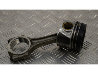 Píst 03L107065G Audi A6 S6 C6 4F pro naftový motor 2.0 CAHA