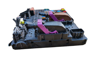 Блок предохранителей 30728512, 28017881   Volvo XC90    