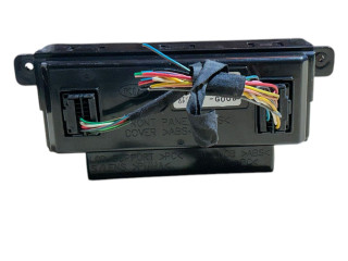 Дисплей    957101H300   KIA Ceed