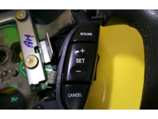 Руль Jaguar S-Type - года XR833F563FCLGP, 1AEU347M10017