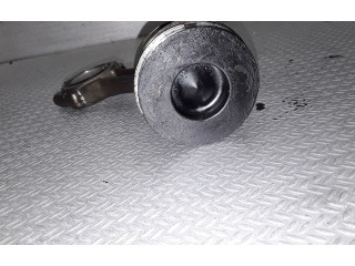 Поршень с шатуном Mitsubishi Grandis