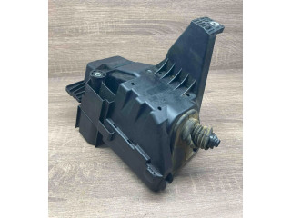 Блок предохранителей 30728132, 8690698   Volvo XC90    