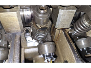 Vstřikovač Seat Ibiza IV (6J,6P)