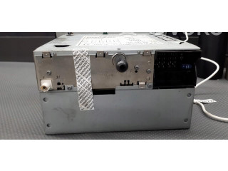 Pojistková skříňka Радио/ проигрыватель / навигация 93183902 Opel Zafira B 2009