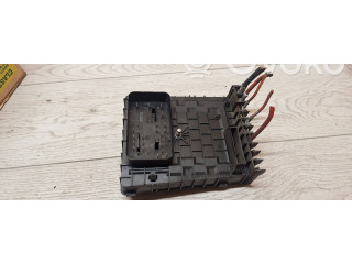 Блок предохранителей 1k0937125d, 1k0937118 Skoda Yeti (5L)