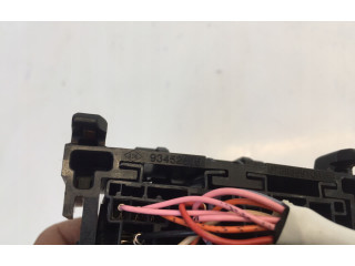 Pojistková skříňka 678835916R Nissan Juke II F16 2021