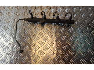 Vstřikovací lišta 057130089C Audi A8 S8 D3 4E