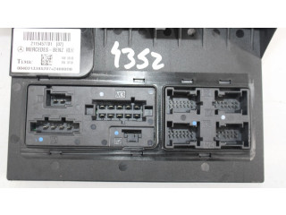 Pojistková skříňka Řídící jednotka BSM 2115457701 Mercedes-Benz CLS AMG C219 2007