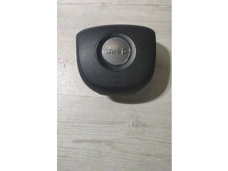 Подушка безопасности водителя 0589P1000410, DAR31029 Jeep Cherokee