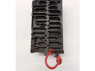 Блок предохранителей 357937039 Volkswagen Transporter - Caravelle T4