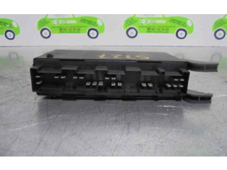 Pojistková skříňka 2025420232, 332824 Mercedes-Benz C W202 1994