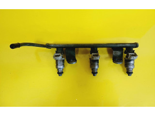 Топливная рампа MR988977   Mitsubishi Colt  