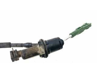 Рабочий цилиндр сцепления