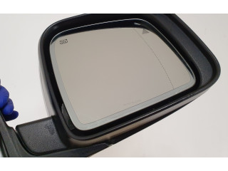 Зеркало электрическое Jeep Grand Cherokee 2010 - 2021 года