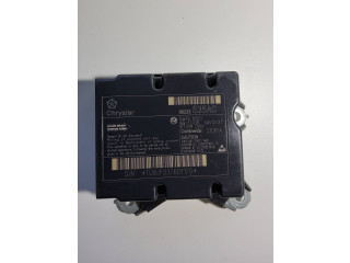 Zpětné zrcátko Dodge Caravan 2016 68233535AC, 5WY89350