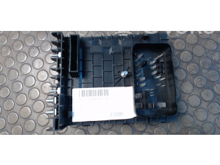 Блок предохранителей  1K0937125, 0000   Volkswagen Touran I    