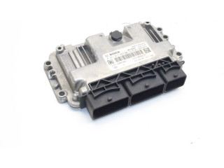 Блок управления двигателя 237105821R, A2819006904 Smart ForFour II W453