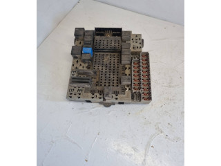 Блок предохранителей    08696098, 02W432   Volvo V70