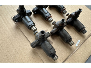 Форсунка 1660050L85, 1660050L25 Nissan Laurel LD28