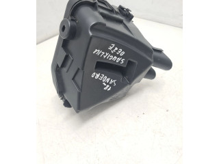 Блок предохранителей  243809584R   Dacia Sandero    